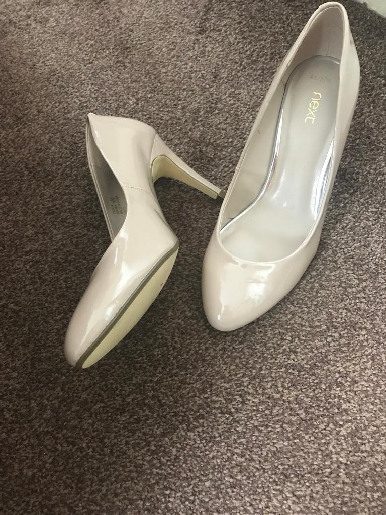 cream court shoes next